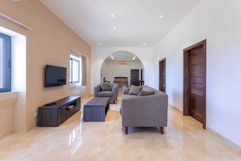 Spacious, Bright, Valley & Sea View Maisonette Xagħra Exteriér fotografie