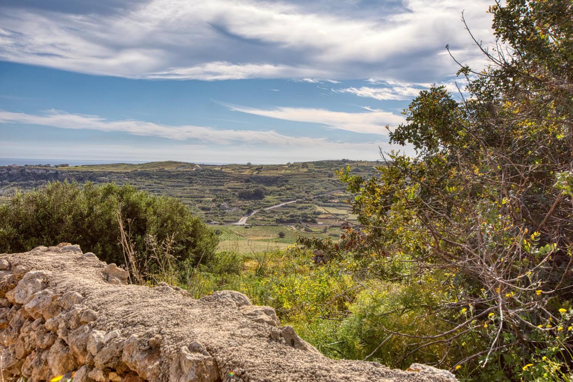 Spacious, Bright, Valley & Sea View Maisonette Xagħra Exteriér fotografie